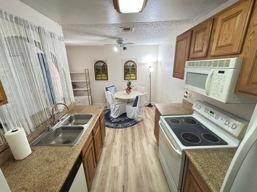 1515 E. Reno Ave #C206, Las Vegas, NV 89119