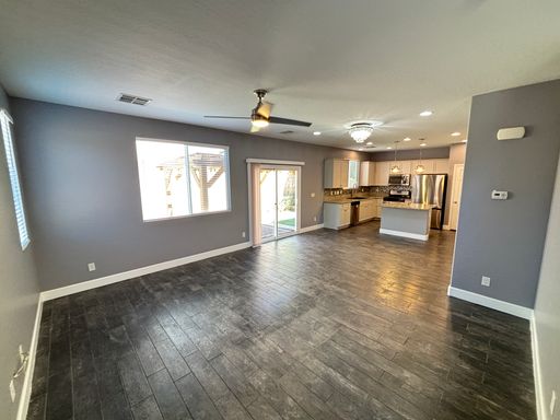 10612 Forum Peak Ln, Las Vegas, NV 89166