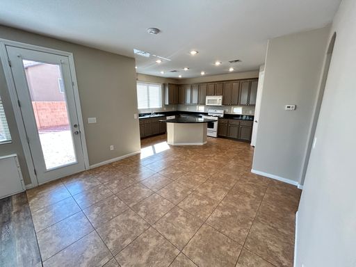 10743 Knickerbocker, Las Vegas, NV 89166