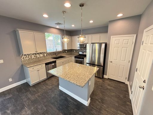 10612 Forum Peak Ln, Las Vegas, NV 89166