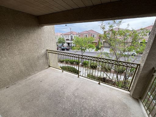 9137 Palatial Palette Ct, Las Vegas, NV 89149