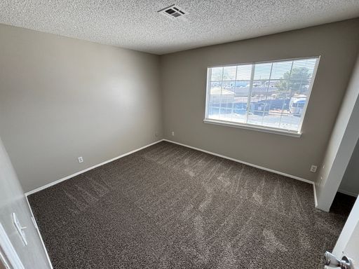 5880 Medallion Dr Unit 203, Las Vegas, NV 89122