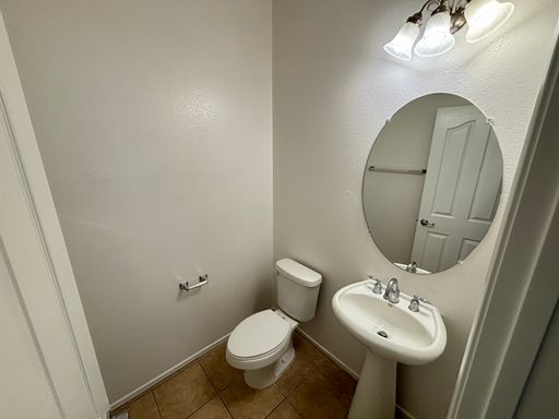 9218 Desert Heat Ave., Las Vegas, NV 89178