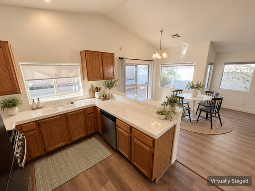 6529 Assembly Dr., Las Vegas, NV 89108