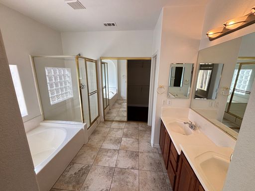 5991 Bassio Ave, Las Vegas, NV 89141