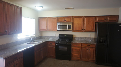 44 Logan St, Las Vegas, NV 89110