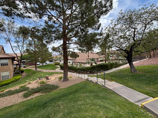 231 W Horizon Ridge Pkwy, 124, Henderson, NV 89012