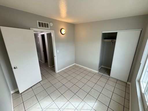 1420 Putnam Ave Unit 6, North Las Vegas, NV 89030