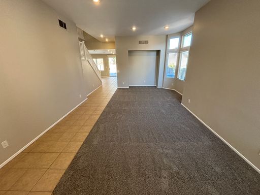 9218 Desert Heat Ave., Las Vegas, NV 89178