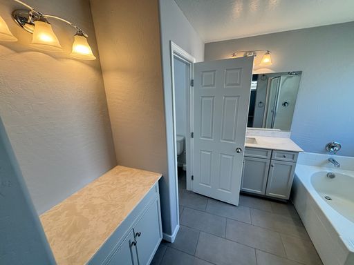 10612 Forum Peak Ln, Las Vegas, NV 89166