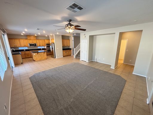 9218 Desert Heat Ave., Las Vegas, NV 89178