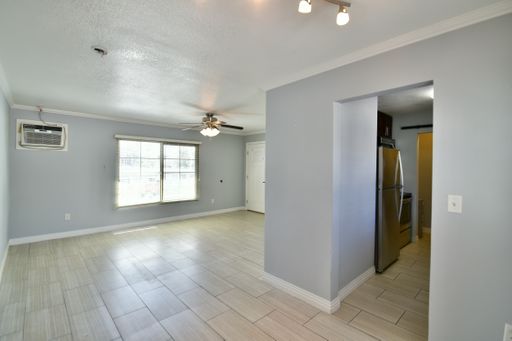 1003 E. Clark Ave - 4, Las Vegas, NV 89101