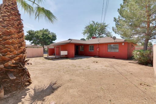 821 Griffith Ave, Las Vegas, NV 89104