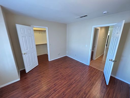 4552 Bradpoint Dr, Las Vegas, NV 89130