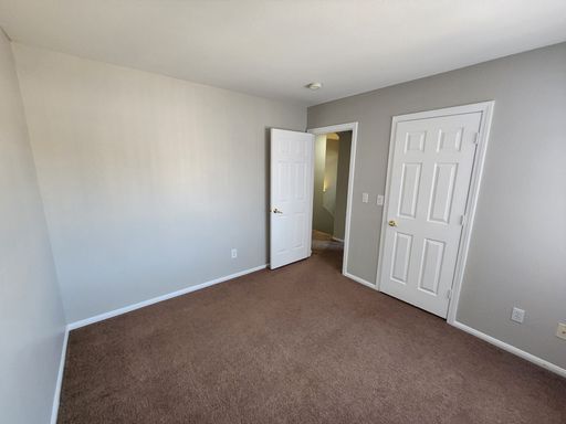 557 Poplar Leaf St, Las Vegas, NV 89144