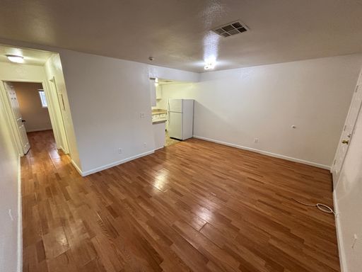 4765 Thunderbolt Ave Unit 2, Las Vegas, NV 89115