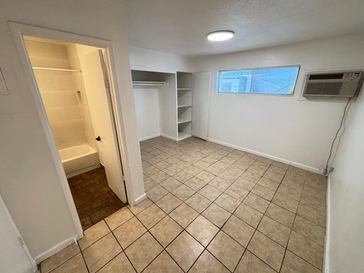 239 W Philadelphia Ave Unit 6, Las Vegas, NV 89102
