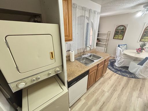 1515 E. Reno Ave #C206, Las Vegas, NV 89119