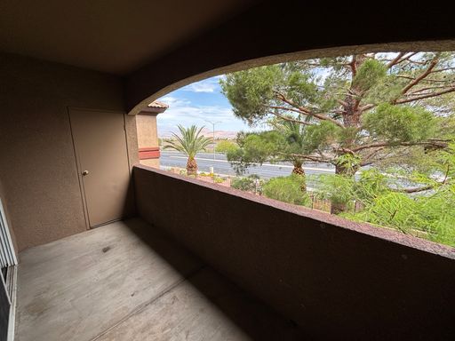231 W Horizon Ridge Pkwy, 124, Henderson, NV 89012