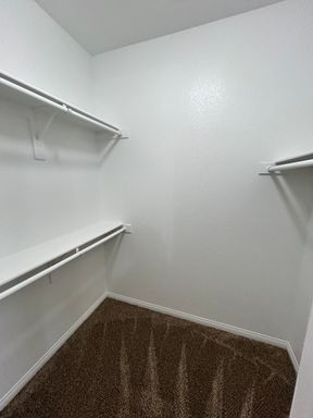 10743 Knickerbocker, Las Vegas, NV 89166