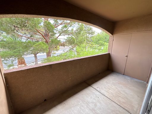 231 W Horizon Ridge Pkwy, 124, Henderson, NV 89012