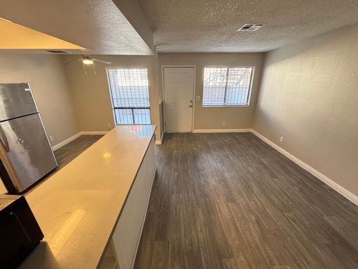 4300 N Lamont St Unit 212, Las Vegas, NV 89115
