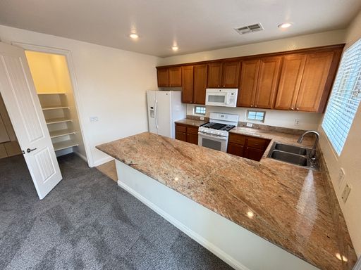 10735 Knickerbocker Ave., Las Vegas, NV 89166
