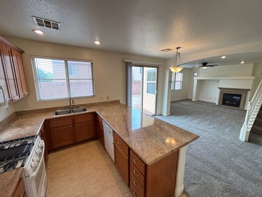 10735 Knickerbocker Ave., Las Vegas, NV 89166