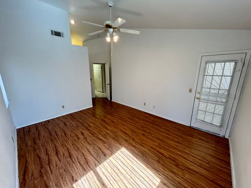 4552 Bradpoint Dr, Las Vegas, NV 89130