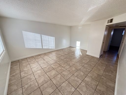 5132 Pebble Beach Blvd Unit B, Las Vegas, NV 89108