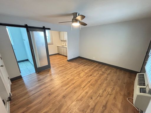 311 N 16th St #17, Las Vegas, NV 89101