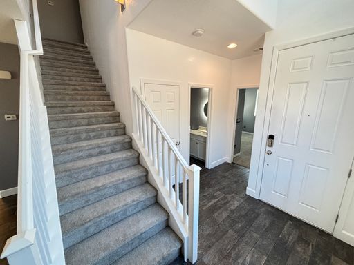 10612 Forum Peak Ln, Las Vegas, NV 89166