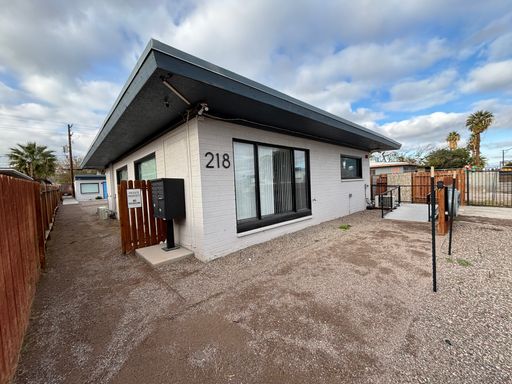 218 S. 11th St.  - 3, Las Vegas, NV 89101