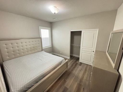 11194 Formosa Springs Ct , Las Vegas, NV 89183