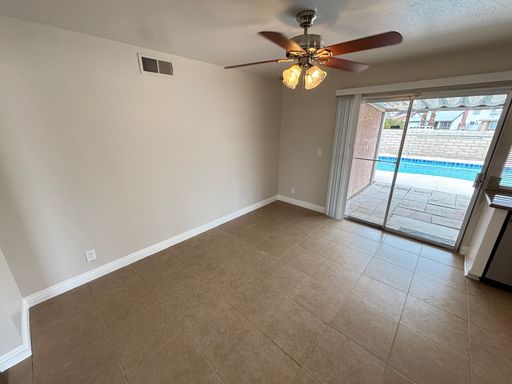 7206 Archcrest Ave., Las Vegas, NV 89147
