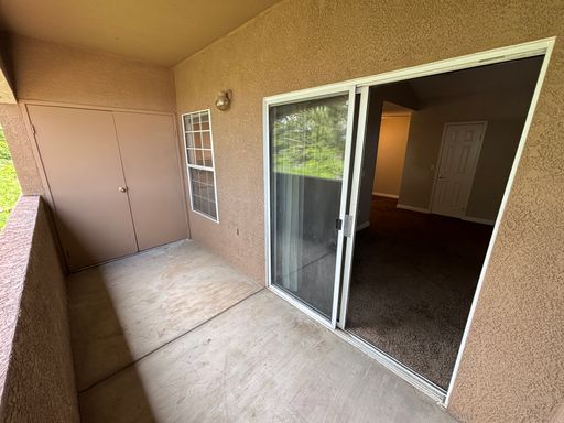 231 W Horizon Ridge Pkwy, 124, Henderson, NV 89012