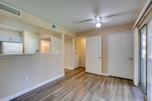 2300 Silverado Ranch Blvd Unit 1016, Las Vegas, NV 89183