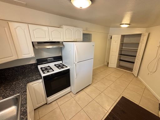 1805 Moser Drive, Henderson, NV 89011