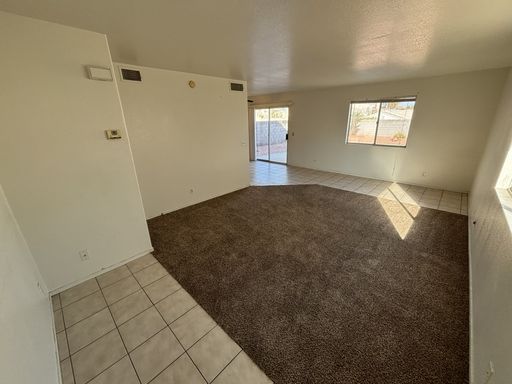 8144 Hydra Ln, Las Vegas, NV 89128