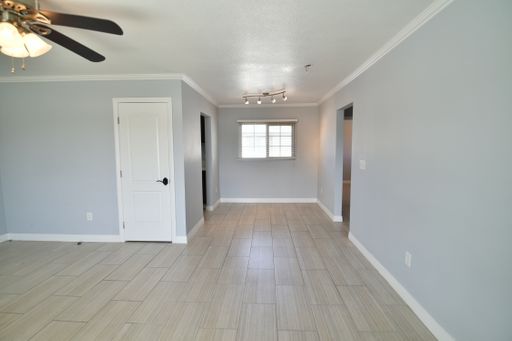 1003 E. Clark Ave - 4, Las Vegas, NV 89101
