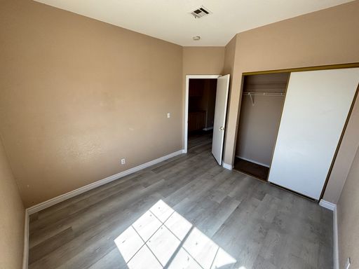 2398 Swifton Ct, Las Vegas, NV 89104
