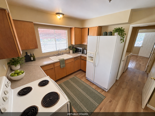 821 Griffith Ave, Las Vegas, NV 89104