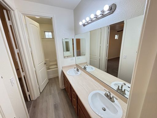 10735 Knickerbocker Ave., Las Vegas, NV 89166