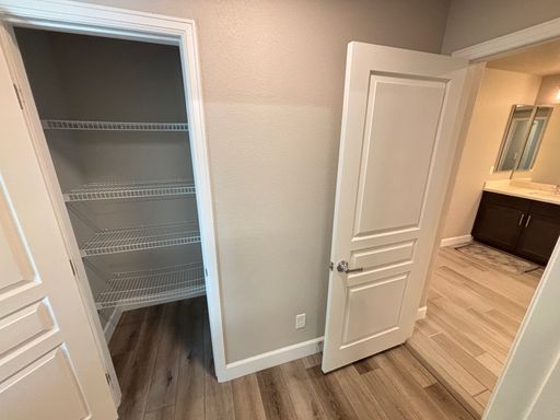 11194 Formosa Springs Ct , Las Vegas, NV 89183