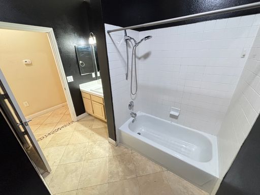 5250 S Rainbow, 2050, Las Vegas, NV 89118