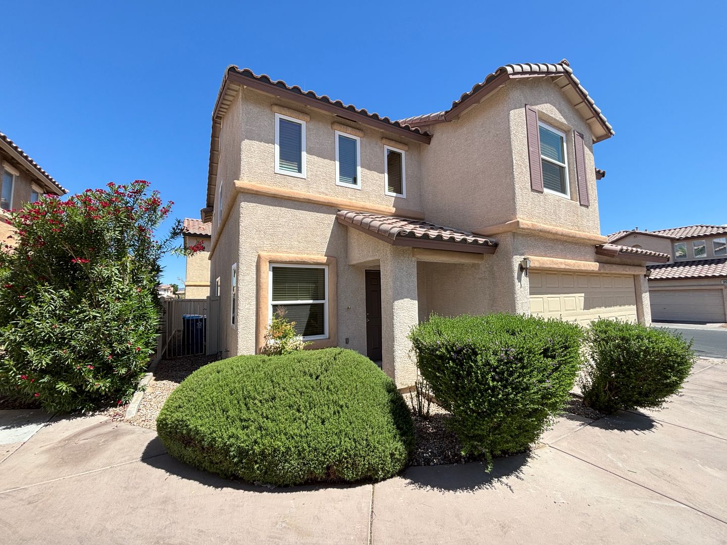 Las Vegas House: 998 Coronado Peak Ave.