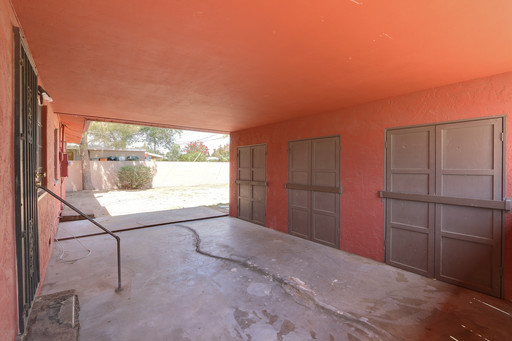 821 Griffith Ave, Las Vegas, NV 89104