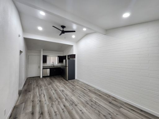 211 S 13th St Unit 04, Las Vegas, NV 89101