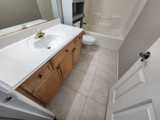 557 Poplar Leaf St, Las Vegas, NV 89144