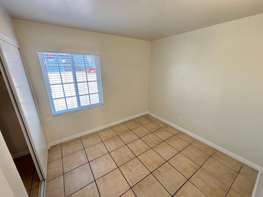 1420 Putnam Ave Unit 4, North Las Vegas, NV 89030